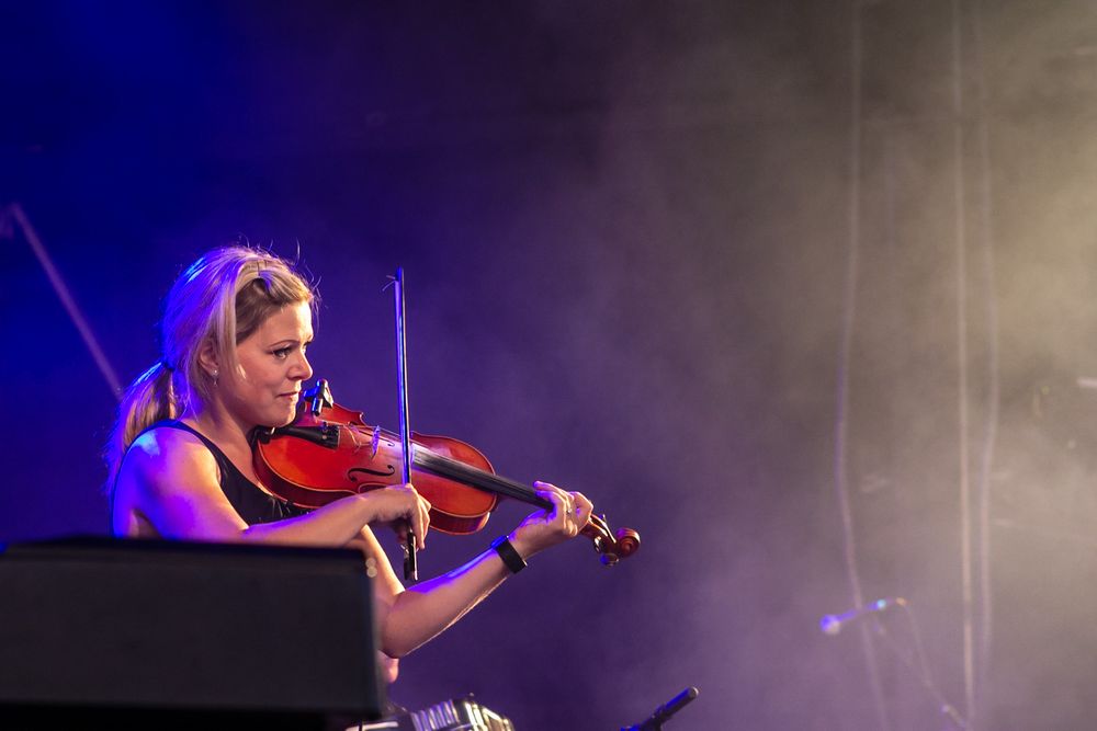Ashley MacLeod-McRae, fiddler, pianist and vocalist with Hadrian’s Wall