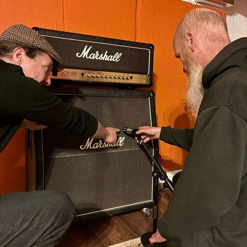 Testing the Marshall JCM 900 at the Source Studio Exeter