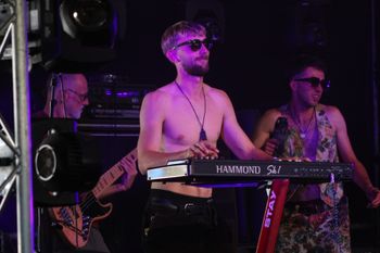 Dub Catalyst too hot for shirts at Beautiful days Festival 26 | The Source Studio
