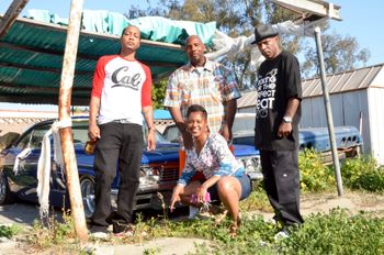 COMPTON FOLKS
