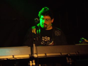 BRIAN ON KEYBOARDS
