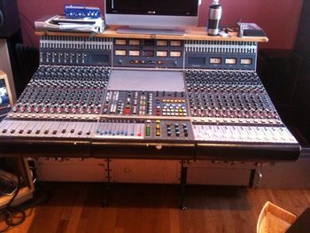 Neve Front view. This baby is fat!!!
