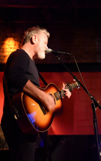 Glen Alfred (intimate event)
