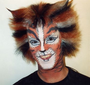 CATS National Broadway Tour - Backstage getting ready to go on as Mungojerrie
