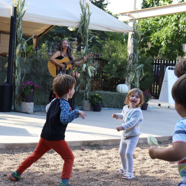 Children's Birthday Party - Interactive Singalong