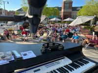 Dueling Pianos @ Avenue East Cobb!