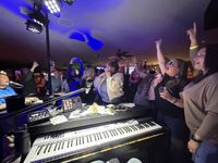 Dueling Pianos in Villa Rica!