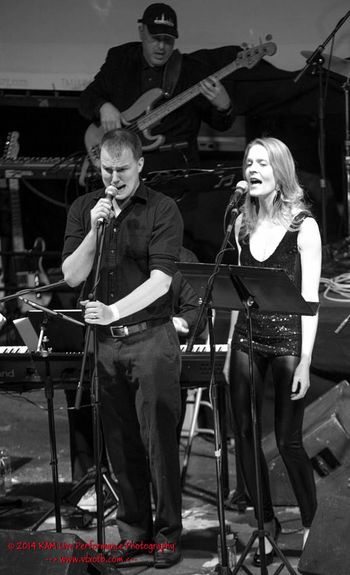 Eric Seay (bass), Chris Rettig
