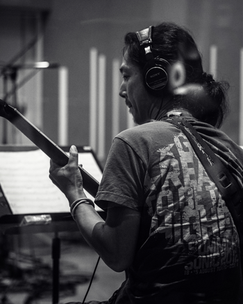 Band members recording blues tracks for Bluesaholic — 「Bluesaholic」のブルース楽曲を録音するバンドメンバー。Hiroshi Shinohara  篠原裕
