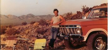 mojave lounging 1980
