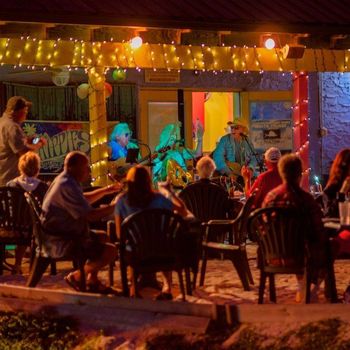 Pelican Cafe, FL
