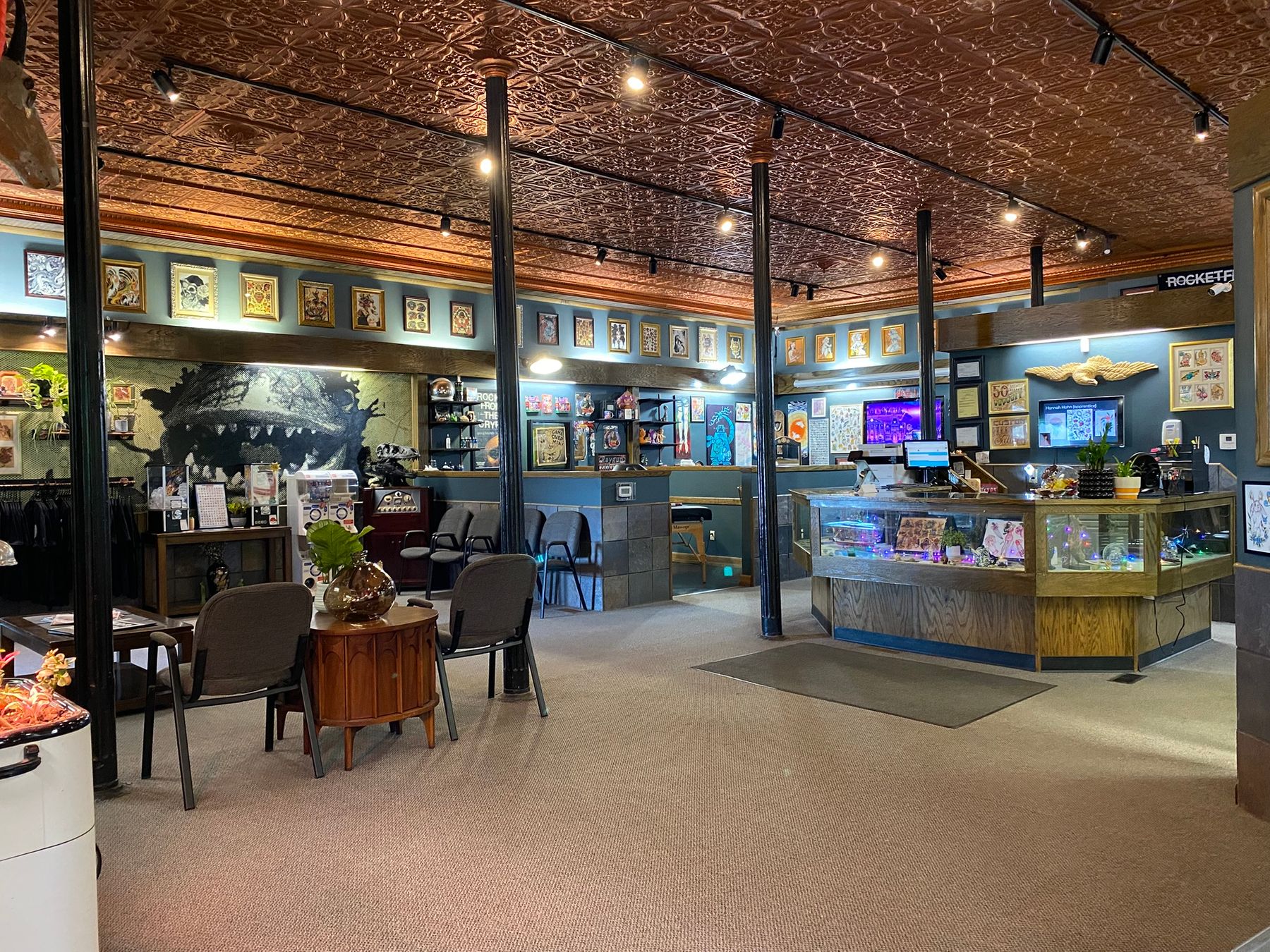 Art Bomb Tattoos — tattoo shop in Massillon, OH — photo 1