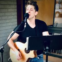 Ky Fifer @ The Artful Garden