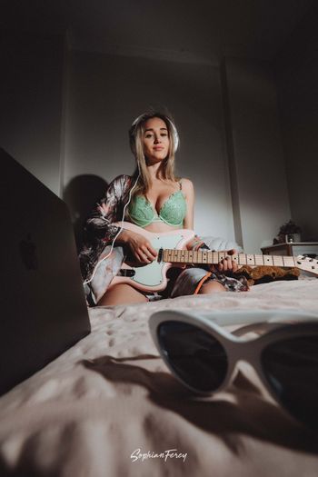 Sammie Day - Recording Artist - Songwriter - Australian Singer
