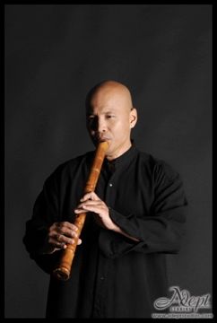 Tom Toyama - shakuhachi
