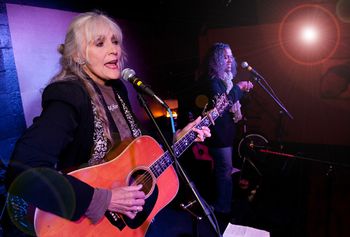 Joni & Odessa / Concert at Wasabi's, Homer, AK / Aug. 2012 / photo: Kraig
