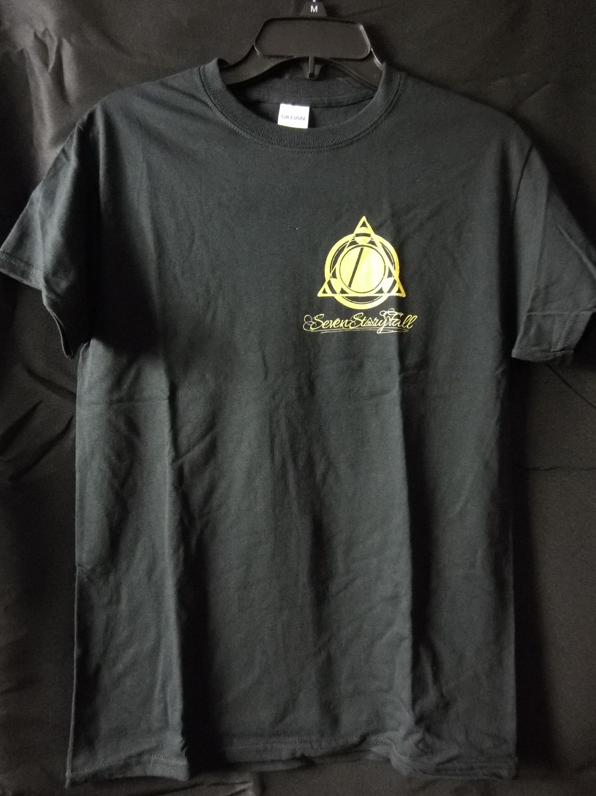 Black & Gold 7SF Logo t-shirt (black/unisex)