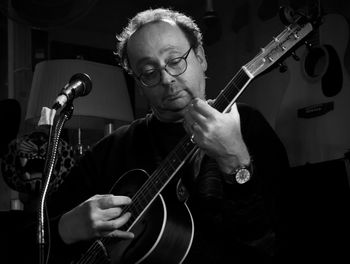 At Mariposa Café, Montreal. Photo: Jacques Bernier
