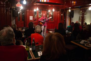 La Petit Marche, Montreal Photo: Akim
