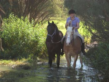 In WA with Anika. Getting ready for the trails. June 2009.
