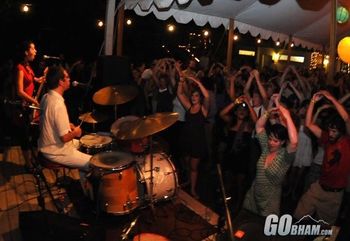 Norah & Yogo @ Boundary Bay. Crowd Passes the O. Photo by Matt McDonald

