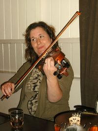 Free Beginners/Intermediate Music Workshop with Averil Blackhall