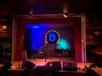 Randy solo hosts Writer in the Round at B-side Ballroom