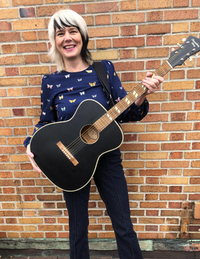 Esther Crow LIVE on Sing with Suzi! 