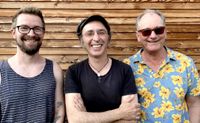 TAMBOURLA TRIO