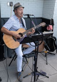Steve Jochum solo/acoustic
