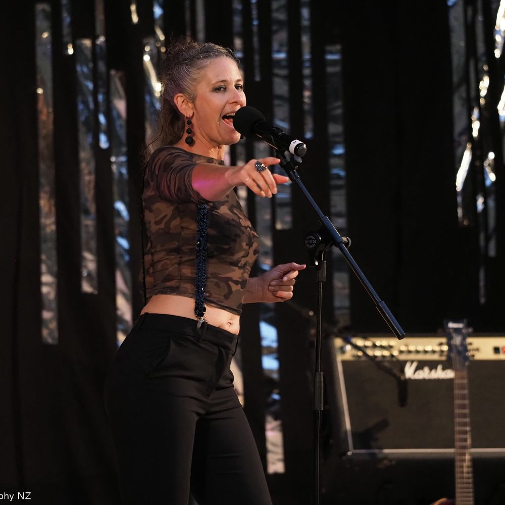 Fi Buchet | FIBu | Independent Recording Artist | Vocalist, Songwriter & Music Producer NZ
