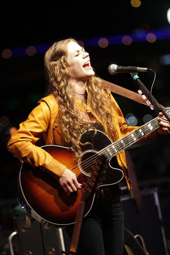 Live at The Jacksonville Landing. Photo by Craig O'Neal
