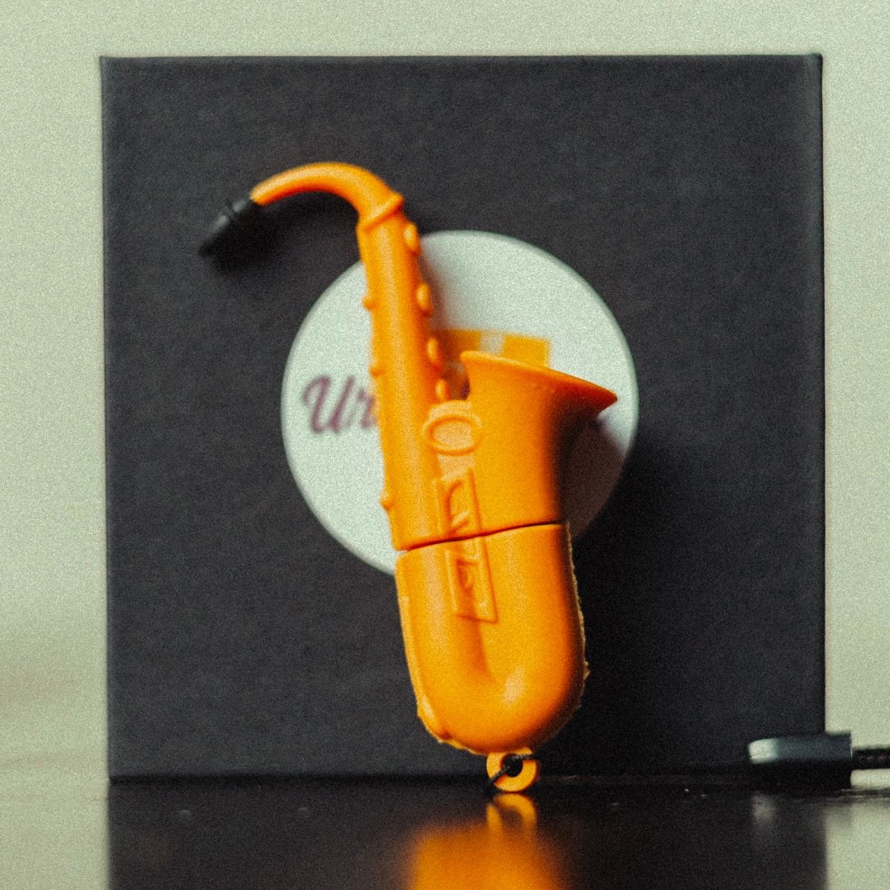 Uriel Vega - SAX USB