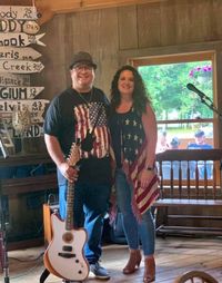 Jadie & Doc Shredd at Sleepy Creek Vineyards