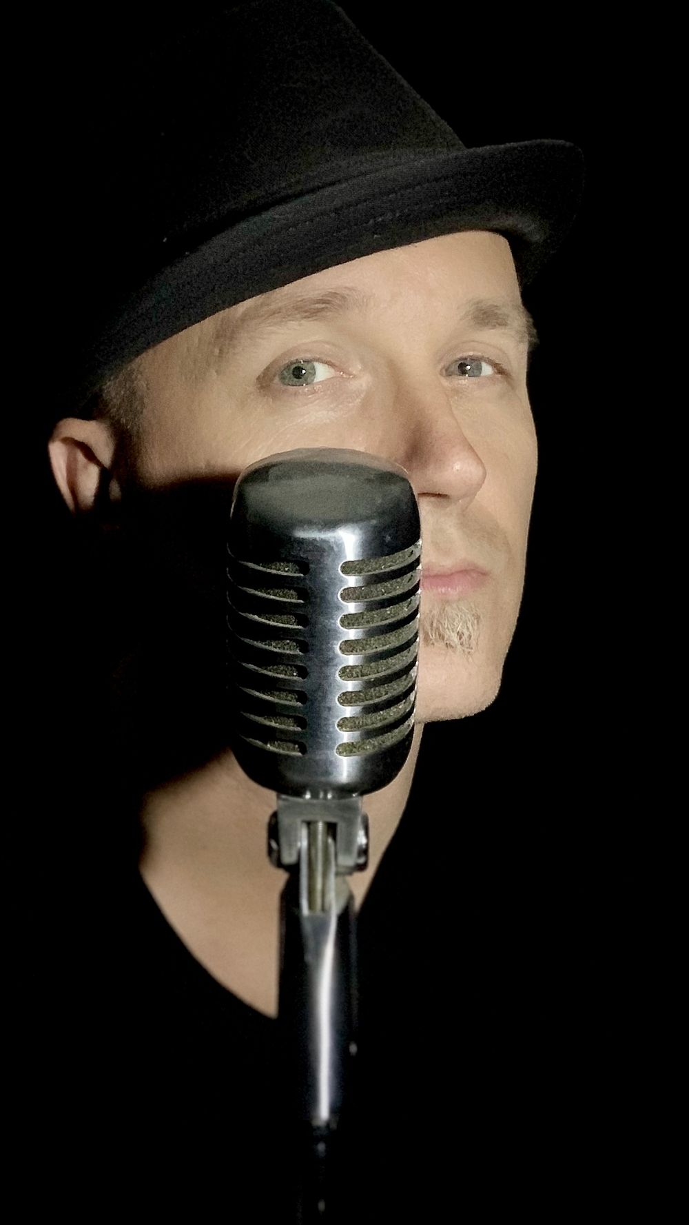Casey Kavanagh musician singer songwriter Springfield Missouri