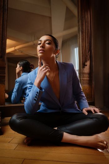 Mya Luv - Singer Songwriter Producer - promo pic 1
