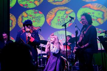 Casey Hill with Mark Hudson, Denny Laine, Steve Holley
