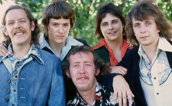 1974
