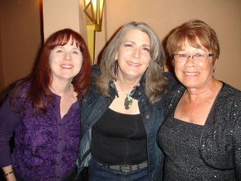 May 16, 2014: Small world: Kathy Mattea's husband, songwriter Jon Vezner, graduated from Southwest State College in Marshall, MN, where I lived from age 11 and graduated from high school. I recorded one of Jon's songs, A Few Good Things Remain (Ordinary Time). From left to right: Teri, Kathy Mattea, Kristi Thayer (Teri's cousin)
