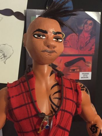 To create Obsidian's head, a new mold was set over Hunter's head.
