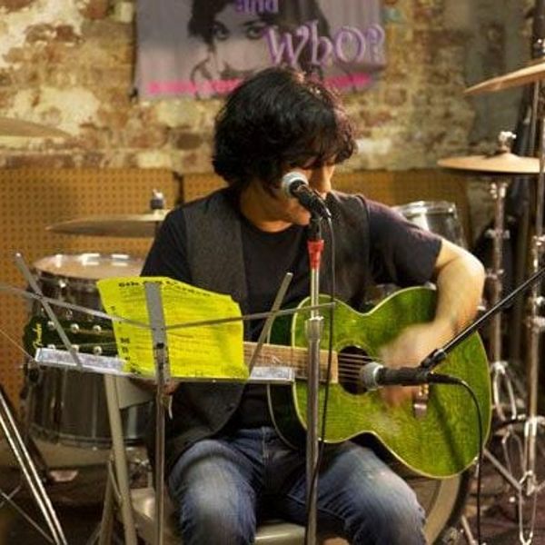 Guitar/ Bass Lessons with Joff Wilson