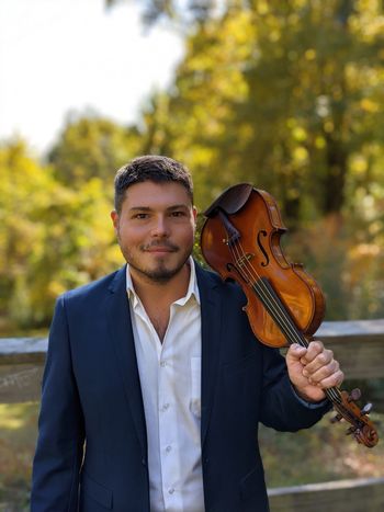 Robert Radliff, Section Violin
