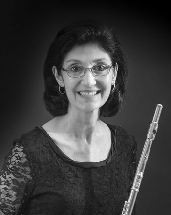 Nina Stutzman, Flute
