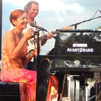 Kiki Ebsen and Terry Wollman in a special Jazz Brunch