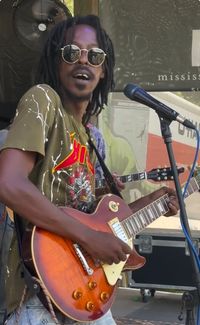 Trenton Ayers & WolfEagle performs @Radio Memphis