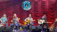 Michael Vincent, Dan Mack and Dan Hewitt Acoustic                                                             