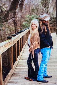 Saylor Dollar Duo live at  Pepper’s