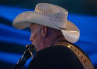 Ronnie Brandt BAND at Cream Ridge Winery Solo Acoustic