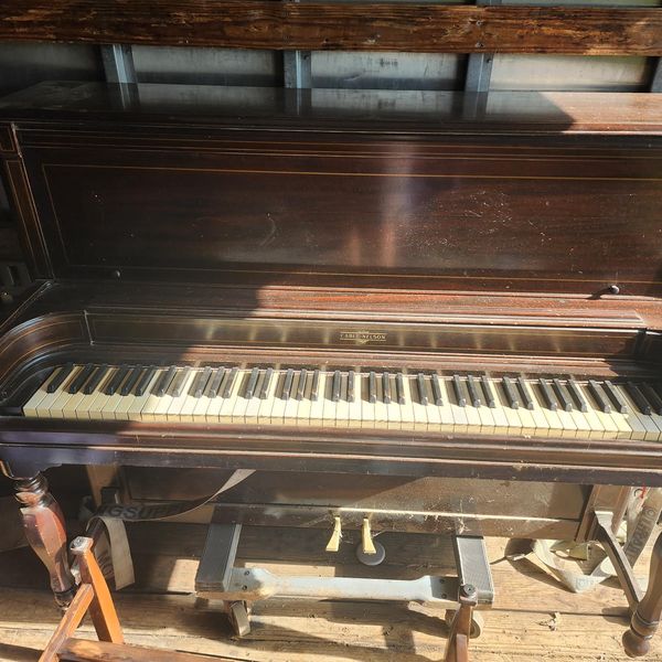 1938 Cable Nelson with a rare, styled cabinet.