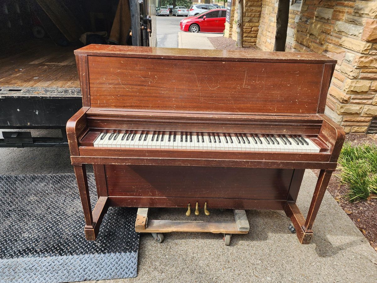 1972 Everett Studio upright / bench